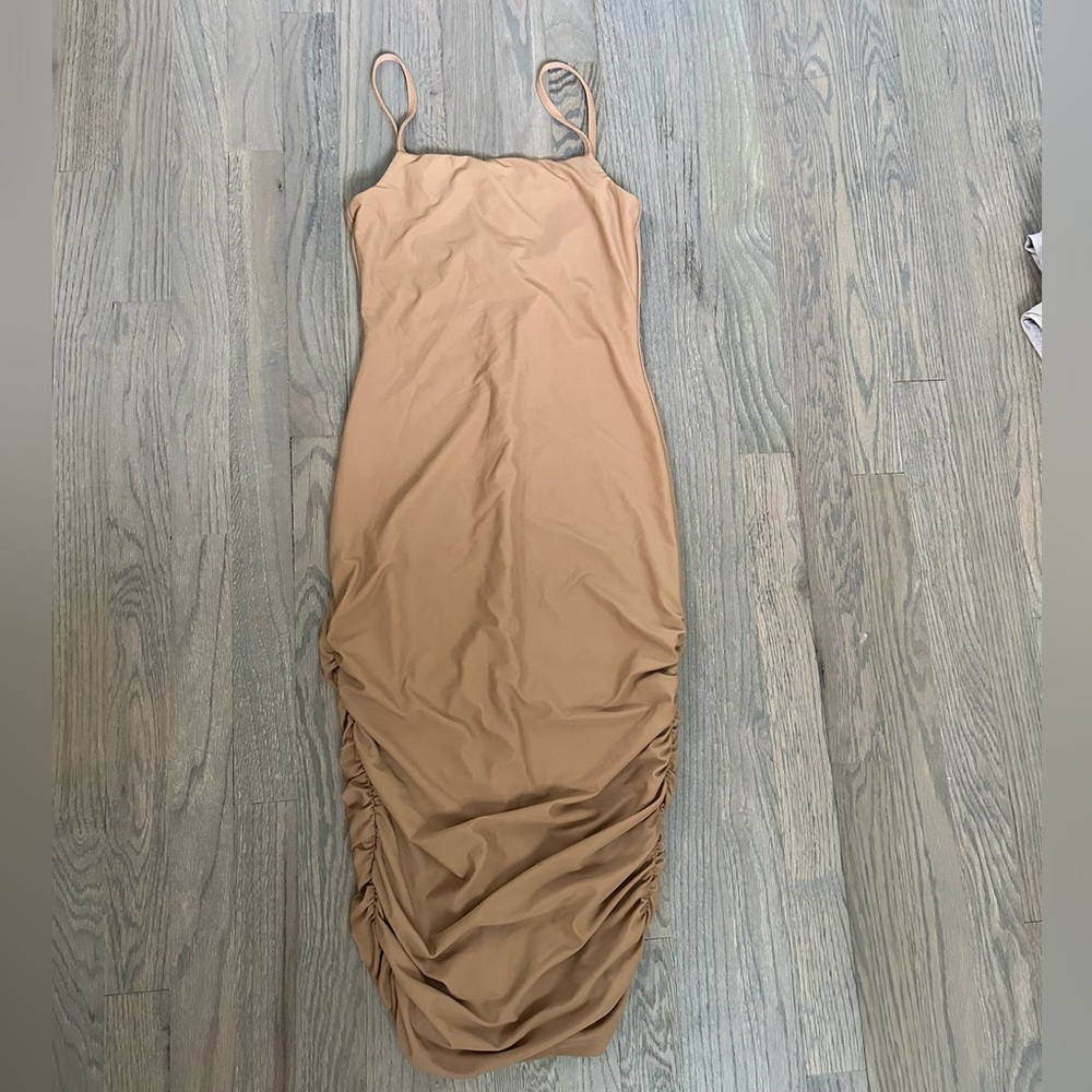 Super down bodycon midi dress with ruching down the sides